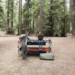 Disc-O-Bed, Large, With 2 Organizers -Campingworld Shop 110804 7