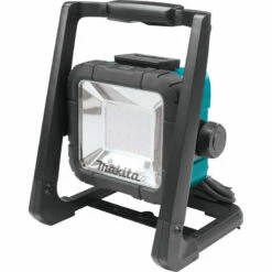 Makita 18V LXT Cordless/Corded 20 L.E.D.