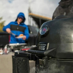 Broil King Keg 5000 Kamado Charcoal Grill 17 Broil King Keg 5000 Kamado Charcoal Grill -Campingworld Shop 128086 7