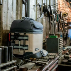 Coleman Pro Soft Cooler 16-Can -Campingworld Shop 365288 10