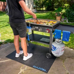 Razor Non-Slip Heavy-Duty Griddle Mat -Campingworld Shop 381447 7