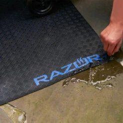 Razor Non-Slip Heavy-Duty Griddle Mat -Campingworld Shop 381447 9