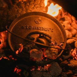 Stansport 4-Quart Pre-Seasoned Cast Iron Dutch Oven With Legs 14 Stansport 4-Quart Pre-Seasoned Cast Iron Dutch Oven With Legs -Campingworld Shop 381640 5