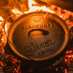 Stansport 4-Quart Pre-Seasoned Cast Iron Dutch Oven With Legs 15 Stansport 4-Quart Pre-Seasoned Cast Iron Dutch Oven With Legs -Campingworld Shop 381640 6