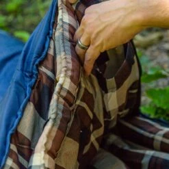 TETON Sports Celsius XL -25°F Sleeping Bag, Right Zipper 9 TETON Sports Celsius XL -25°F Sleeping Bag, Right Zipper -Campingworld Shop 383822 BLUE 4