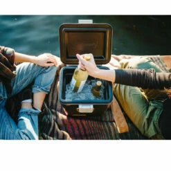 Coleman 1900 Collection 11-Quart Steel-Belted Cooler 15 Coleman 1900 Collection 11-Quart Steel-Belted Cooler -Campingworld Shop 756035 6